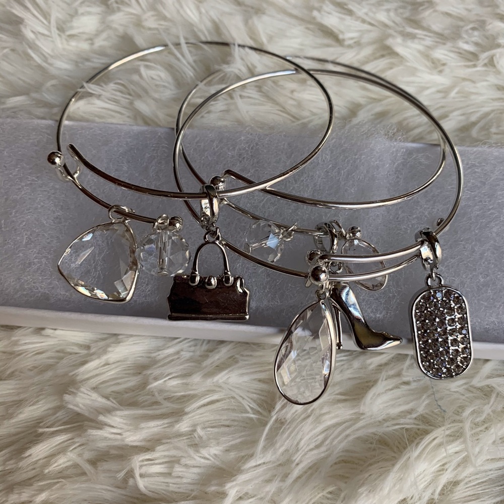 Silver Adjustable bracelet with charms - Picture 3 of 11